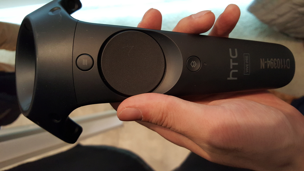 スティック状のSteam VRコントローラー