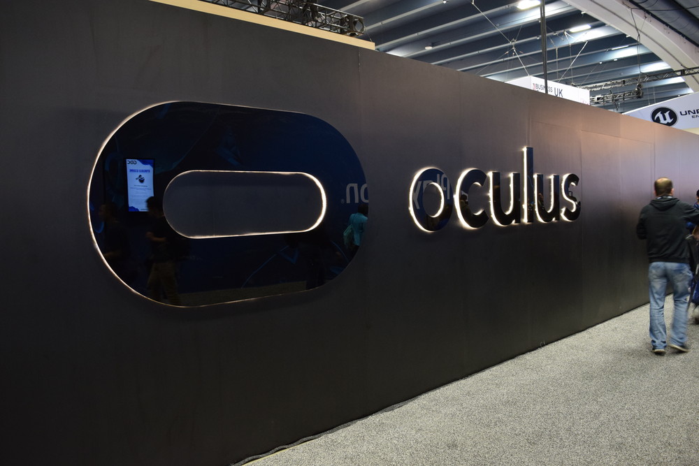 エキスポ会場で最大級の面積を占めていたOculusブース
