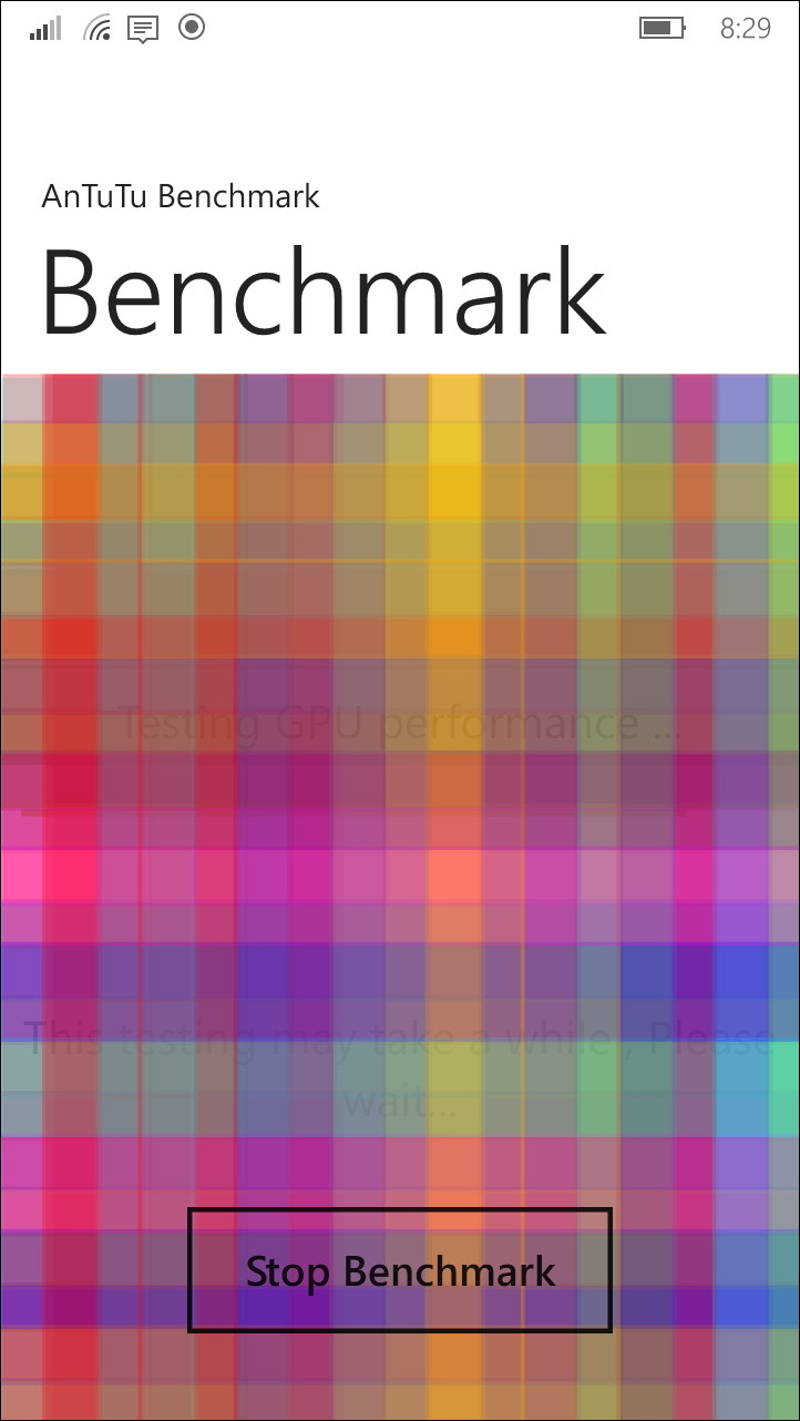 ベンチマークテストの実行画面