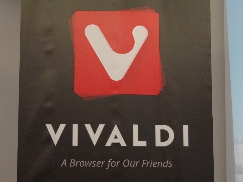 「Vivaldi」のロゴ